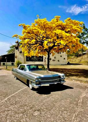 CADILLAC DE VILLE 7.7 V8 GASOLINA COUPÉ AUTOMÁTICO CADILLAC DE VILLE 7.7 V8 GASOLINA COUPÉ AUTOMÁTICO
